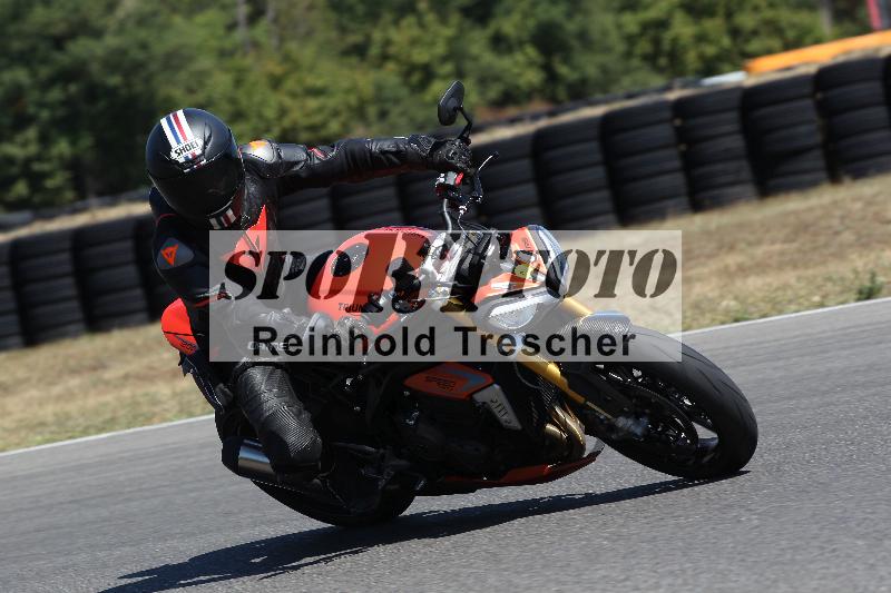 Archiv-2022/51 10.08.2022 Freeride Training ADR/Medium/40